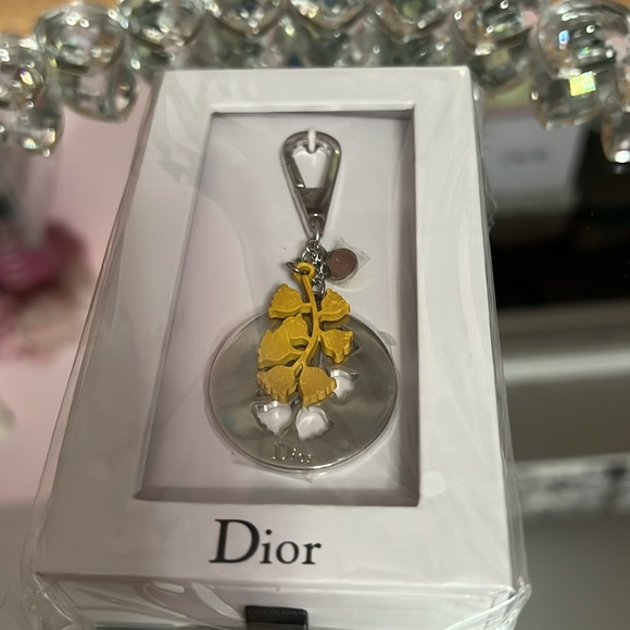 Dior Lily of the Valley Key Holder or Bag Charm - Picture 2 of 4